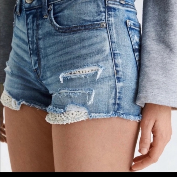 American Eagle Outfitters Pants - AE Shortie High Rise Shorts Crochet Pockets Size 4